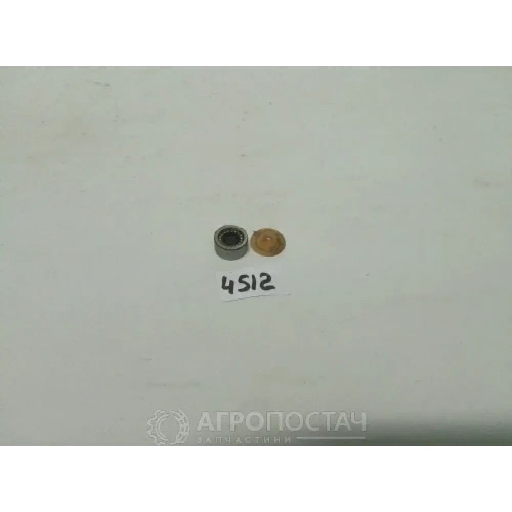 Підшипник хрестовини кермового механізму 904700 МТЗ 80, МТЗ 82, ЮМЗ 6
