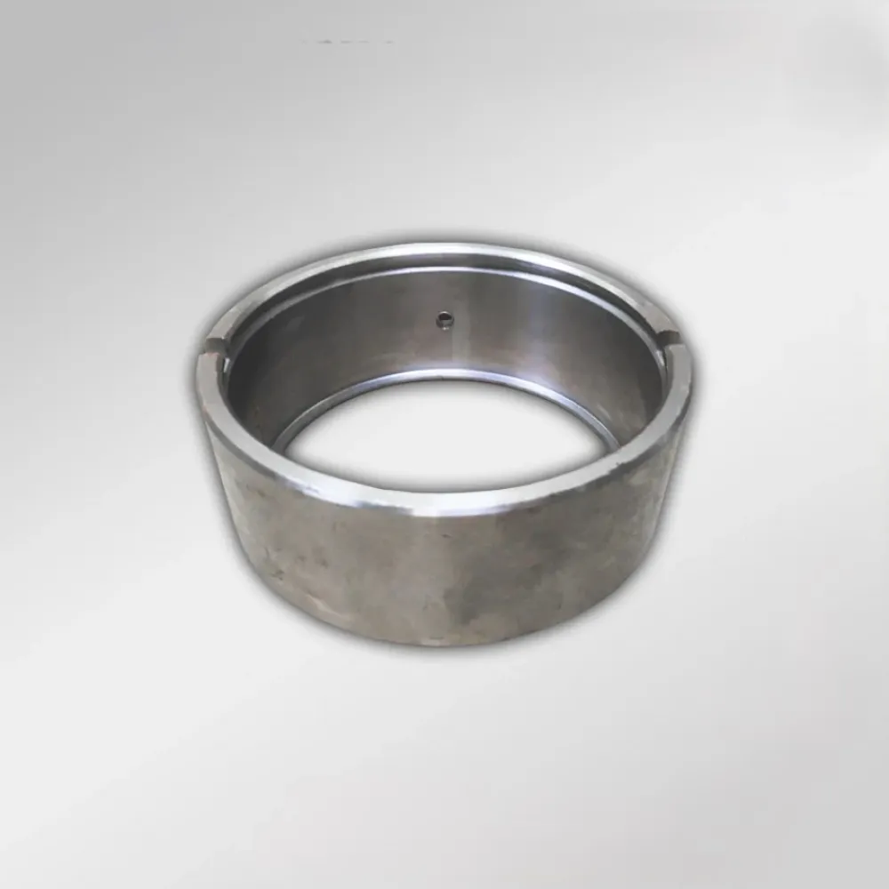 Стакан підшипника заднього КПП 36-1701398 ЮМЗ 6