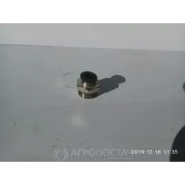 Зʼєднання трубок різьбове металеве