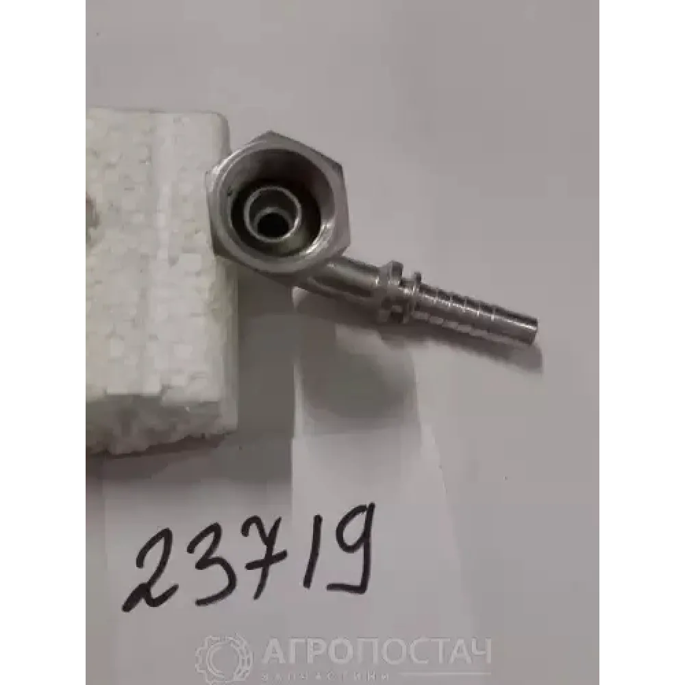Угловой фитинг с внутренней резьбой