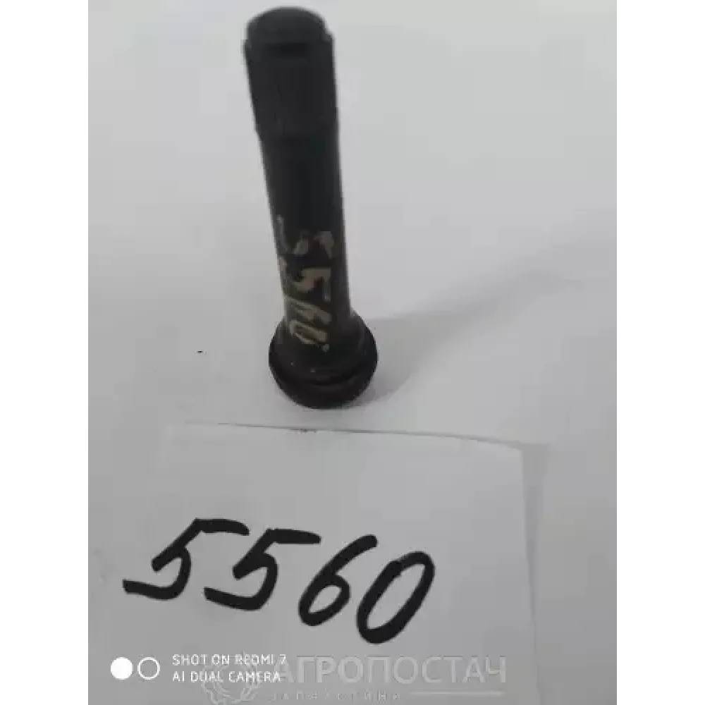 Вентиль для безкамерних шин для легкових автомобілів 18Ч