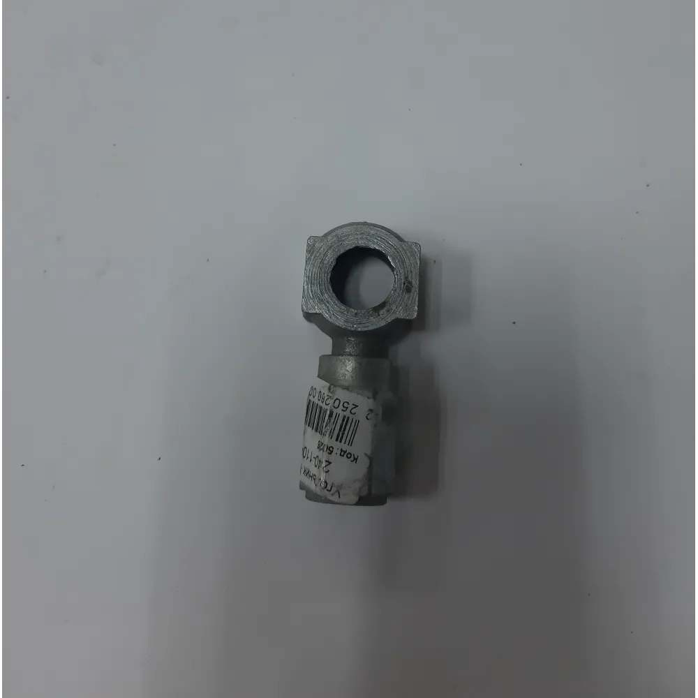 Кутник паливопроводу з гайкою 240-1104115 МТЗ 80, МТЗ 82