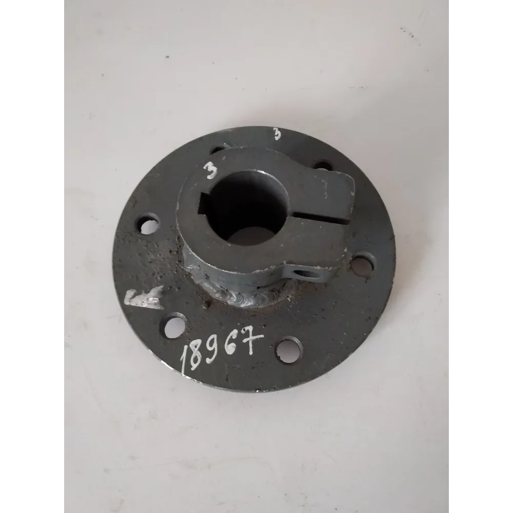 Ступица шкива контрпривода РСМ-081.27.00.260 Versatile Acros 530, Versatile Acros 580