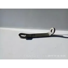 Растяжка крепления генератора