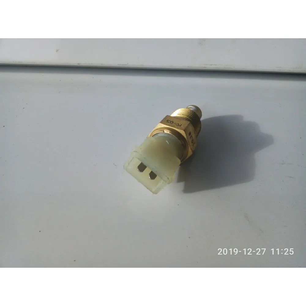 Датчик сигналу температури води-оливи ДУТЖ-02М МТЗ 892