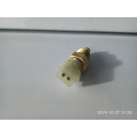 Датчик сигналу температури води-оливи