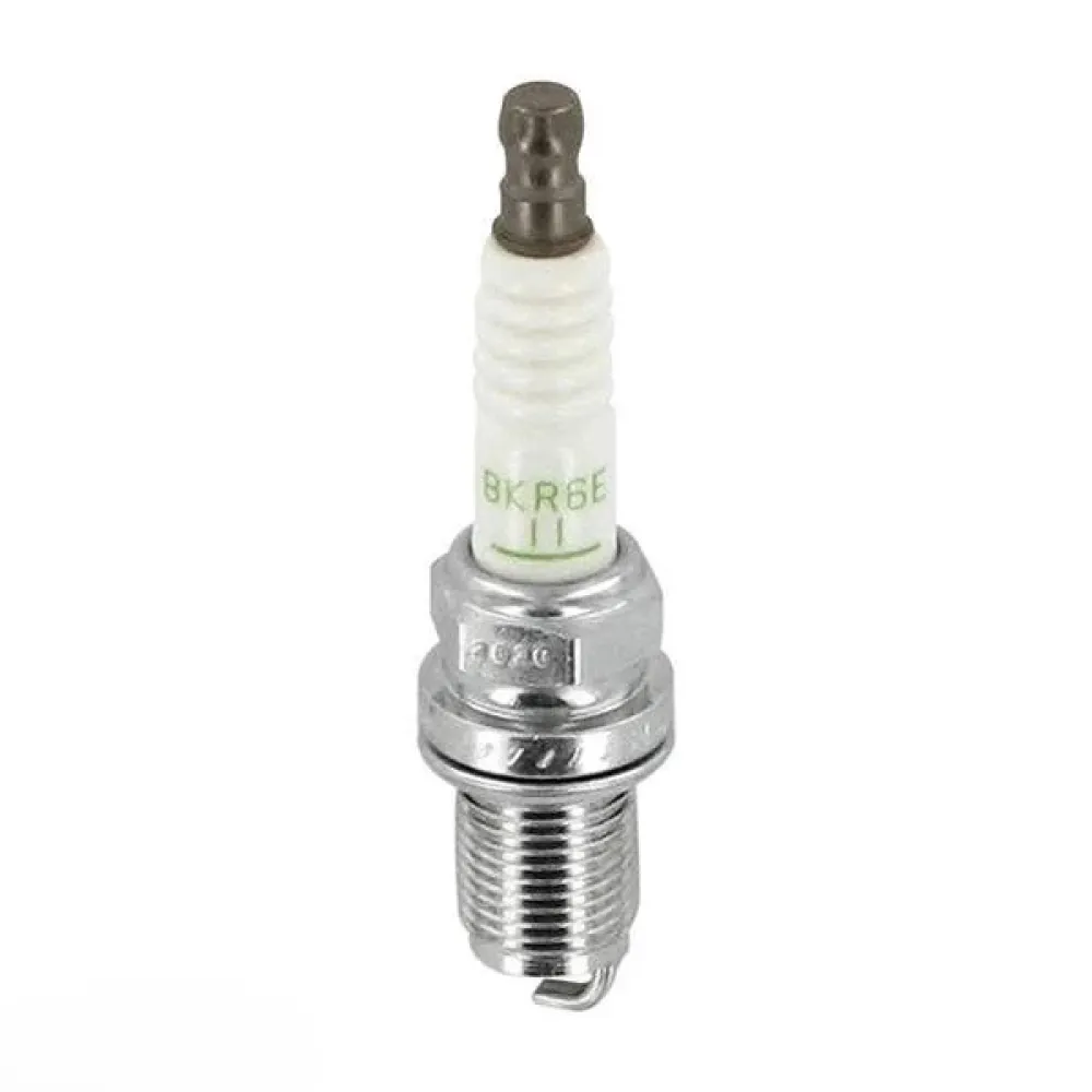 Свічка запалювання BCPR6E-11 ВАЗ 2110, ВАЗ 2112, ВАЗ Ніва