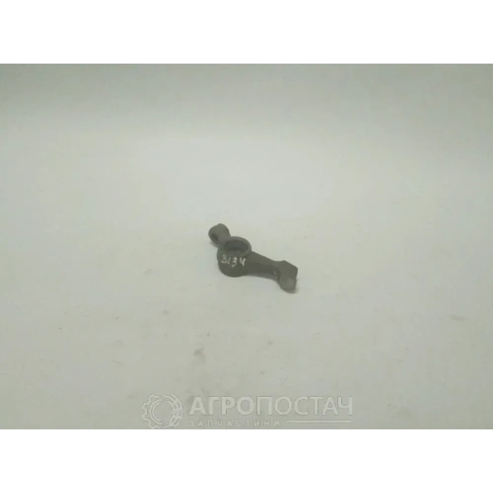 Коромысло клапана