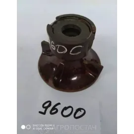 Крильчатка насосу водяного текстолітова