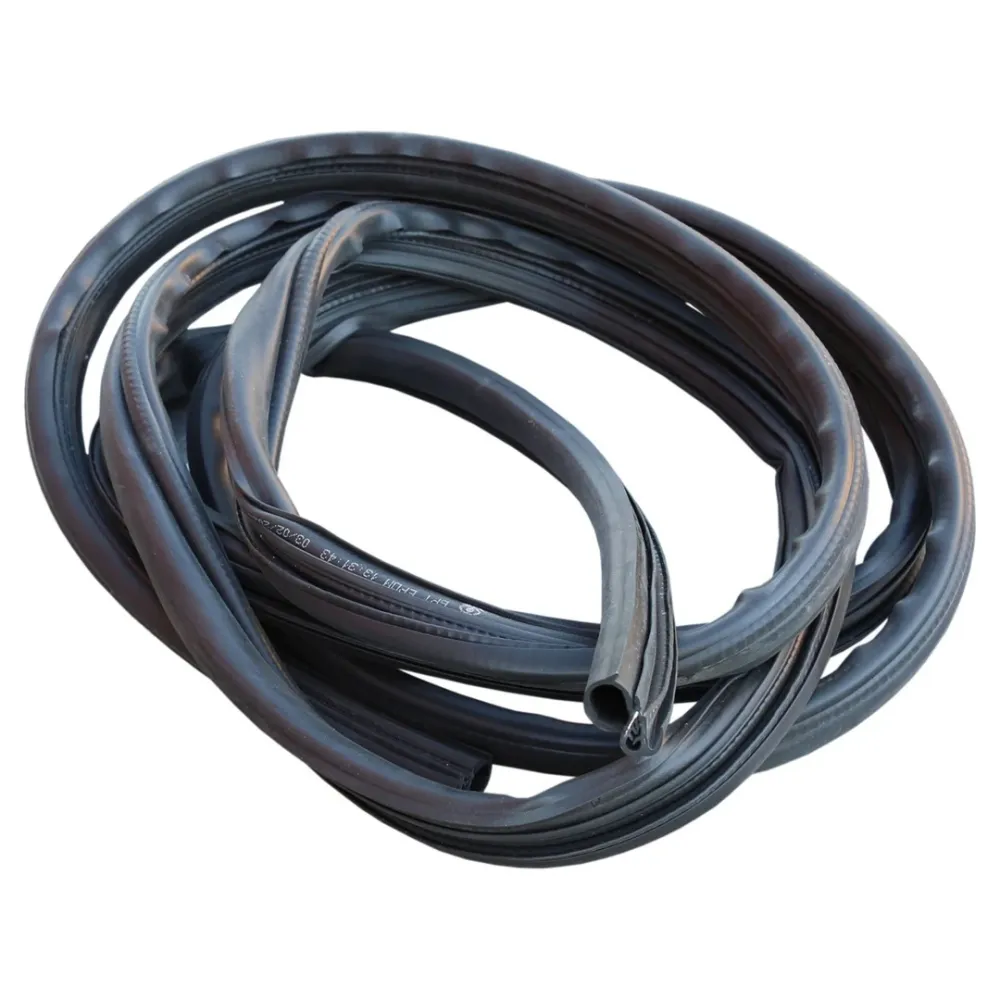 Комплект ущільнень дверей 2123-6107126 ВАЗ 2123