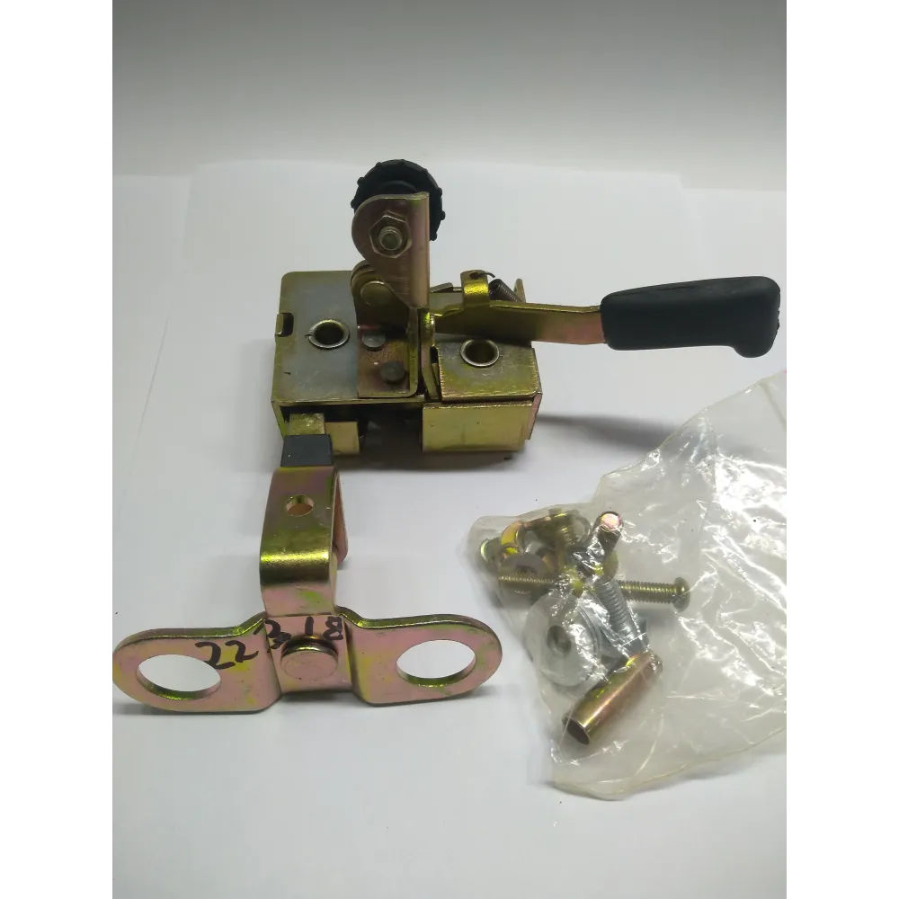 Замок дверей лівий 80-6105010