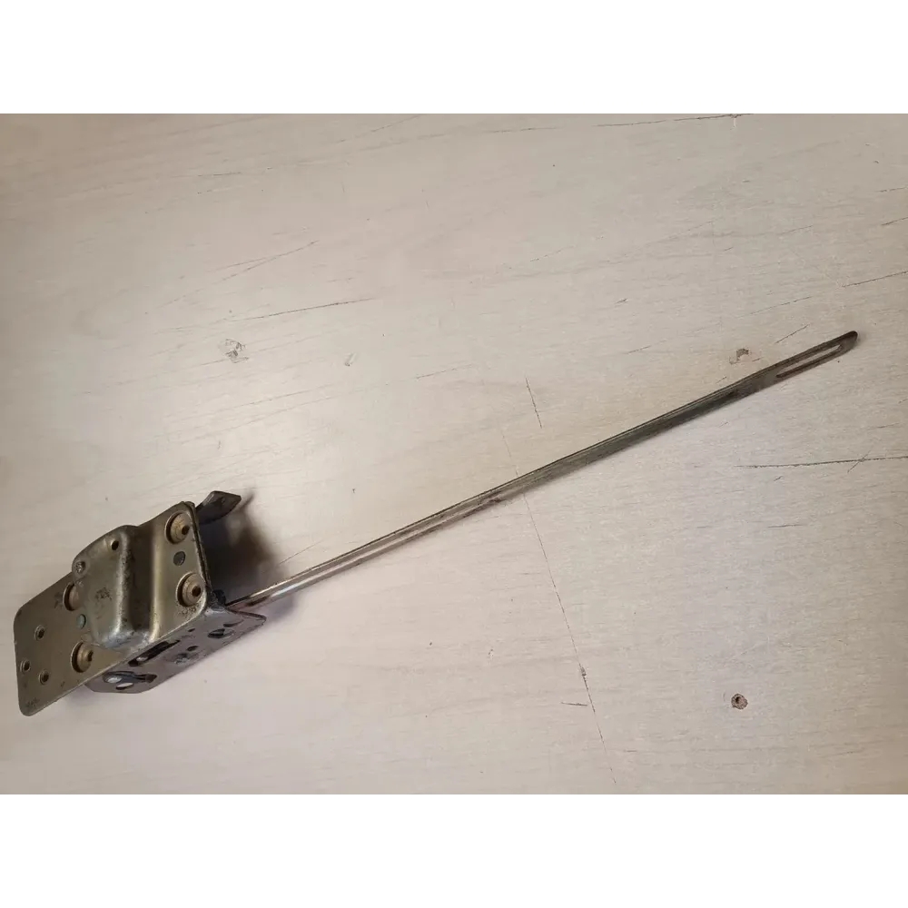 Замок дверей правий 130-6105012 ЗІЛ 130