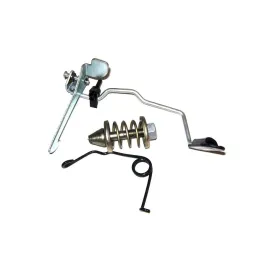 Замок капоту