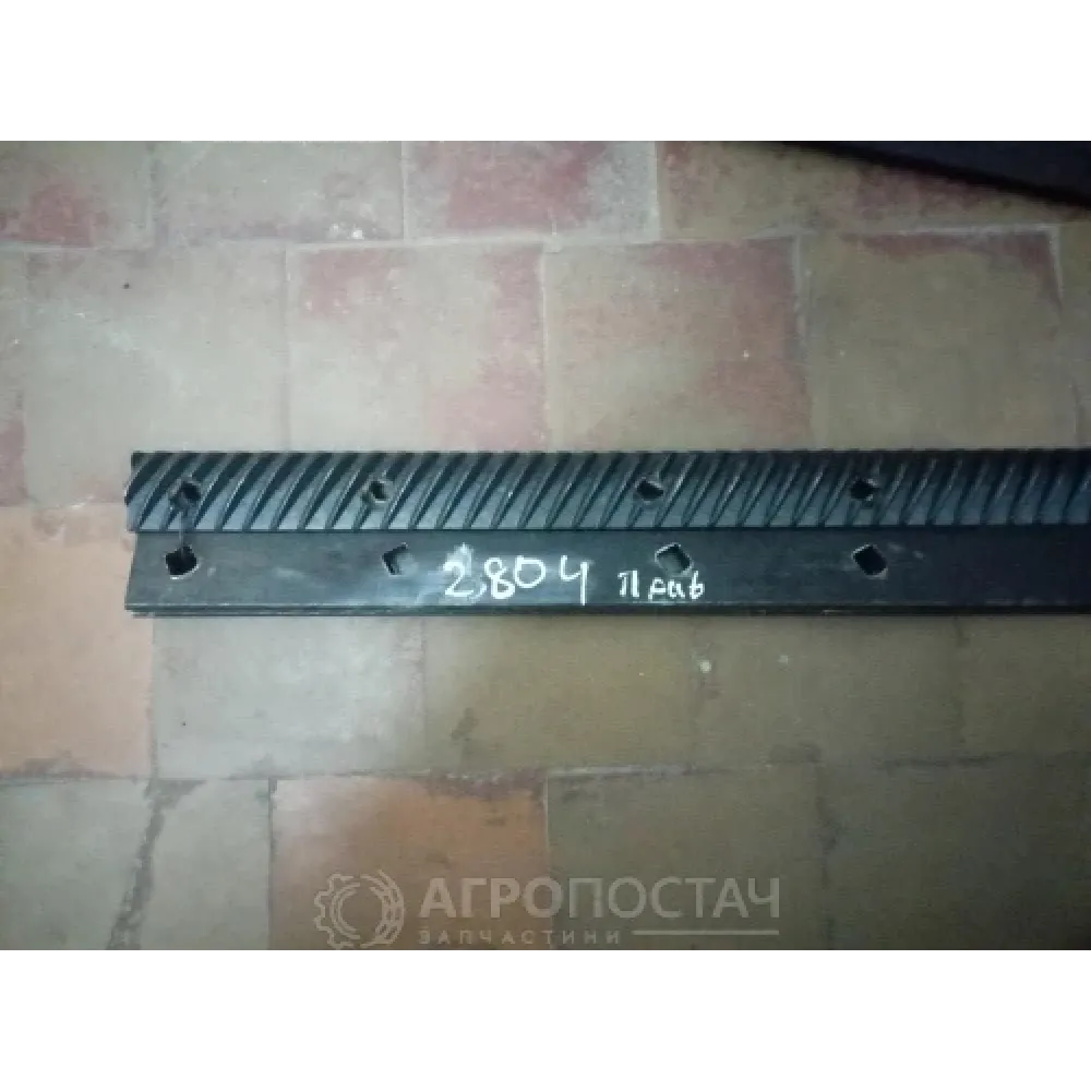 Бич молотильного барабана правый 70045А