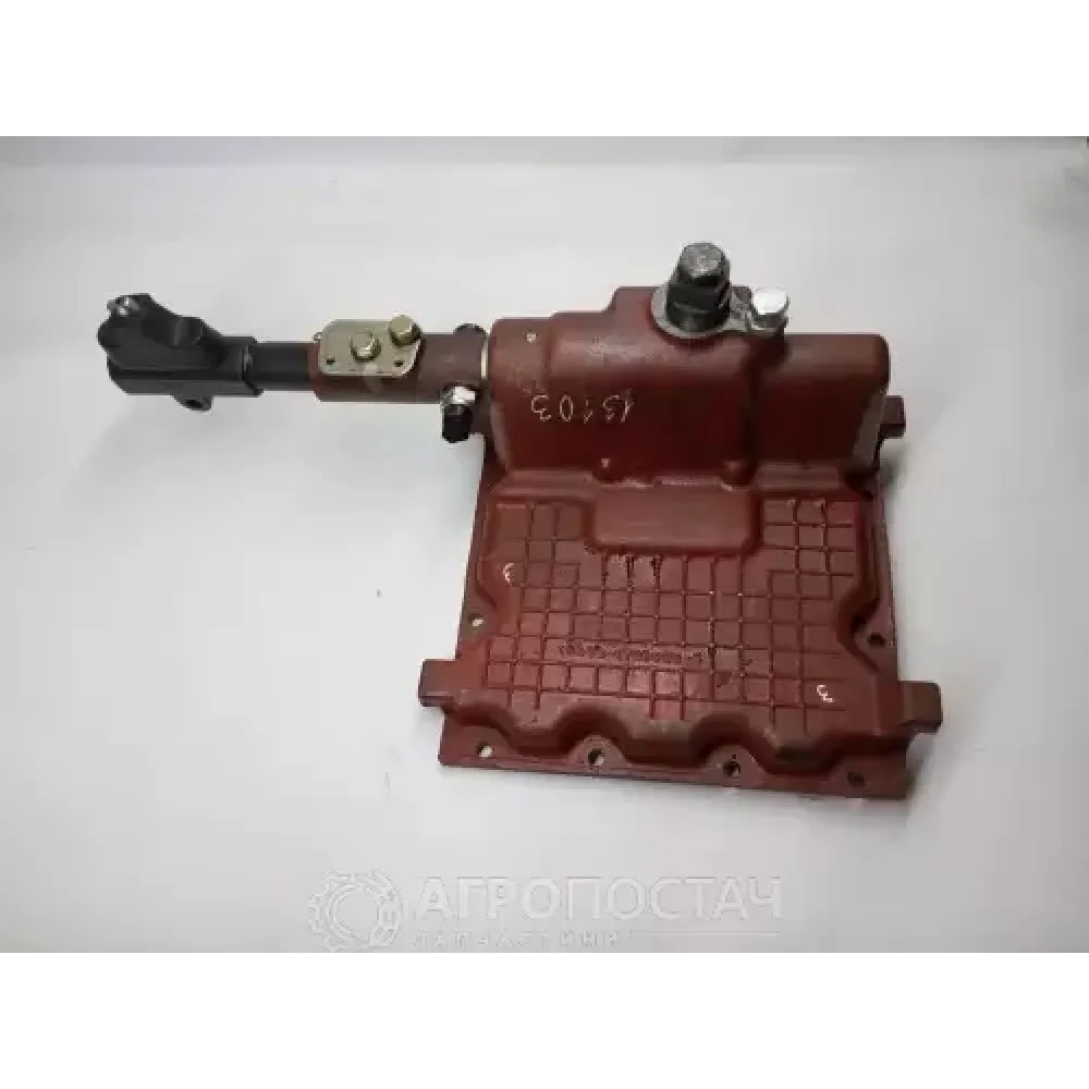 Кришка КПП з бічним керуванням 70-1703010 МТЗ 1025