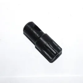 Валик шліцевого насосу дозатора
