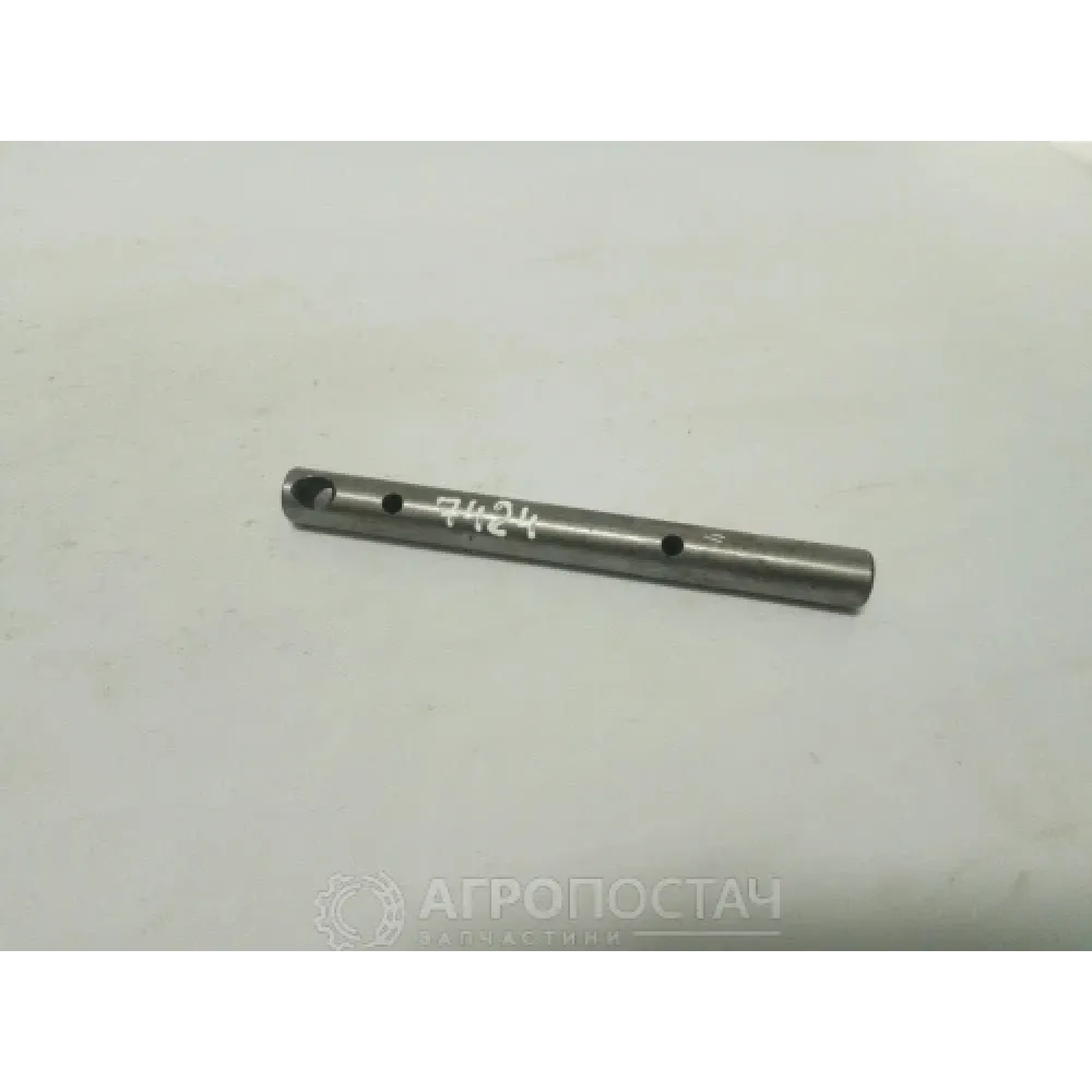 Валик проміжний КПП 40-1702064 ЮМЗ 6