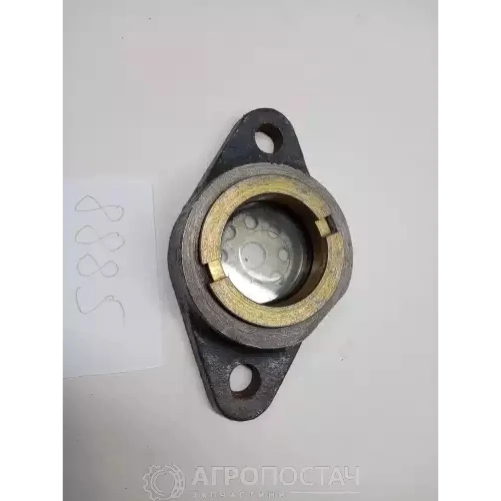Віконце корпусу роздавальної коробки в зборі 151.37.074 ХТЗ T-150