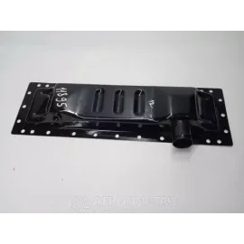Бак радиатора нижний металлический