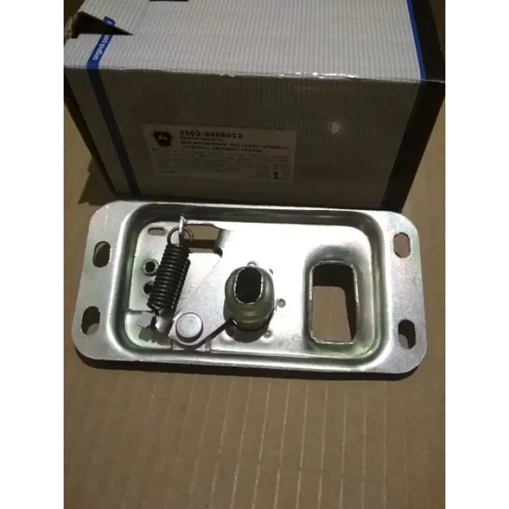 Замок капота 3302-8406012