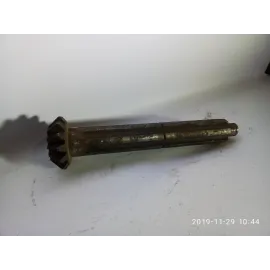 Вал вторичный КПП