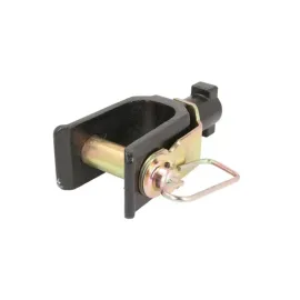 Крюк буксировочный